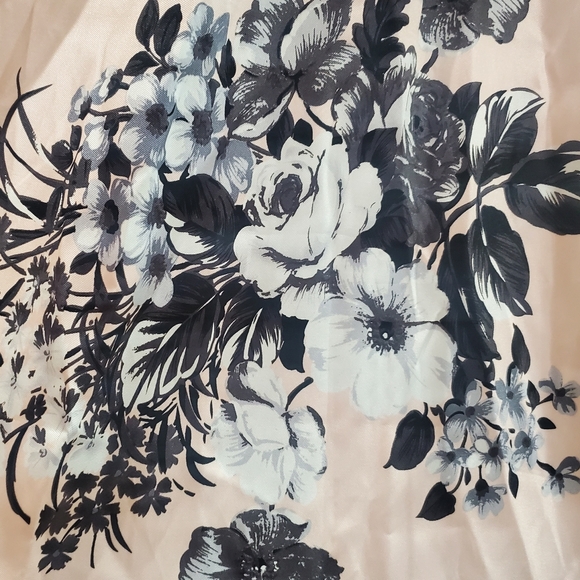 b. smart prom dress - Picture 4 of 14